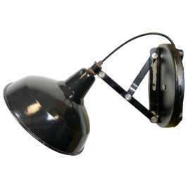 Industriální smaltovaná lampa