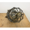 Industriální lampa