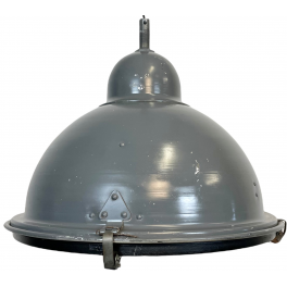 Industriální lampa