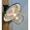 Industriální smaltovaná lampa