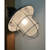 Industriální smaltovaná lampa