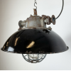 Industriální smaltovaná lampa