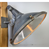 Industriální lampa